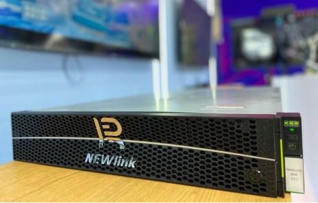 新紐科技攜信創產品人工智能一體機亮相中關村論壇，賦能人工智能基礎軟件開發新生態